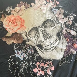 Floral Skull Duvet Cover, Two Pillow Cases in Black and Pink